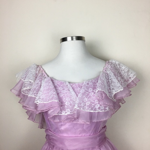 Vintage Dress - Picture 11 of 15